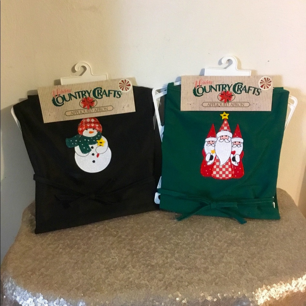 2 Christmas Butcher Style Bib Aprons